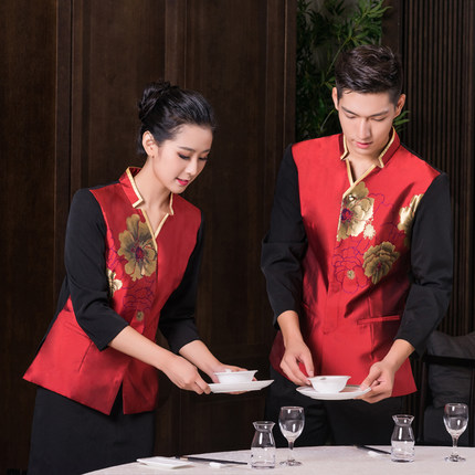 五星级酒店制服定制解决方案——鲁派和悦在九江的餐饮服务制服专业订做